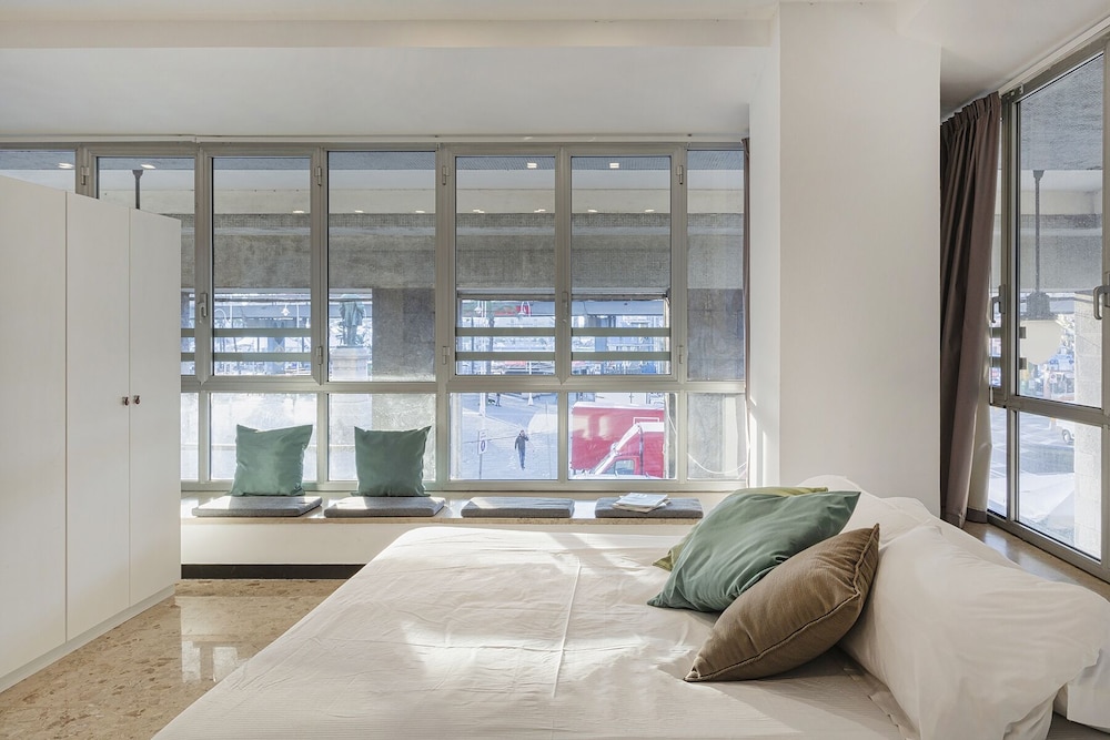 Classic Apartment photo 1