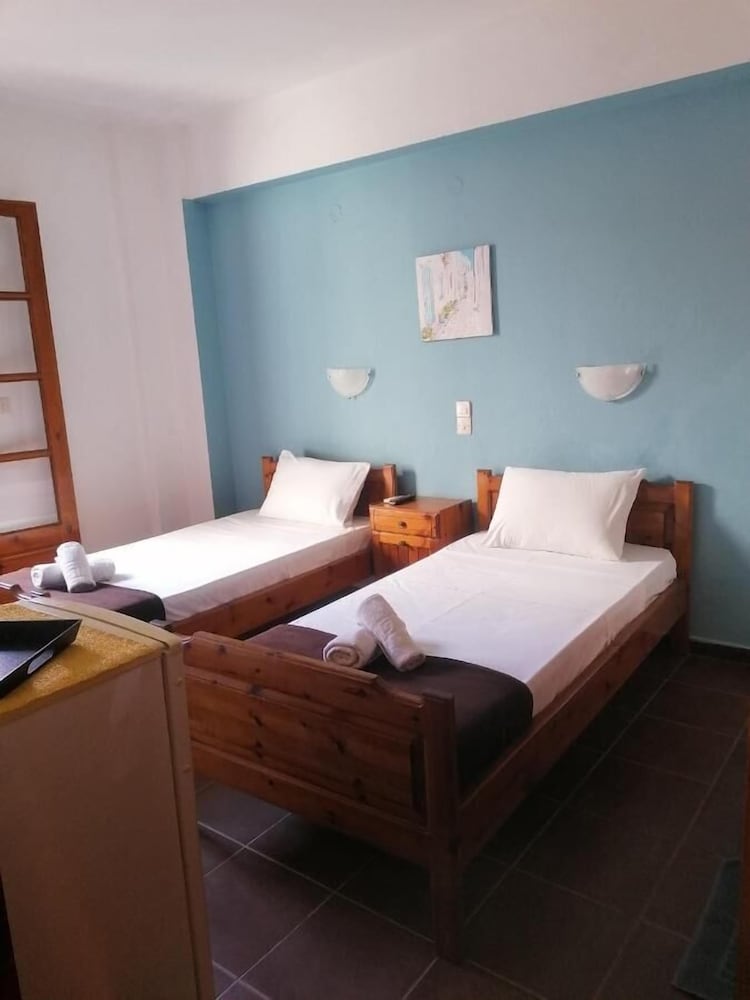 Basic Double or Twin Room photo 1