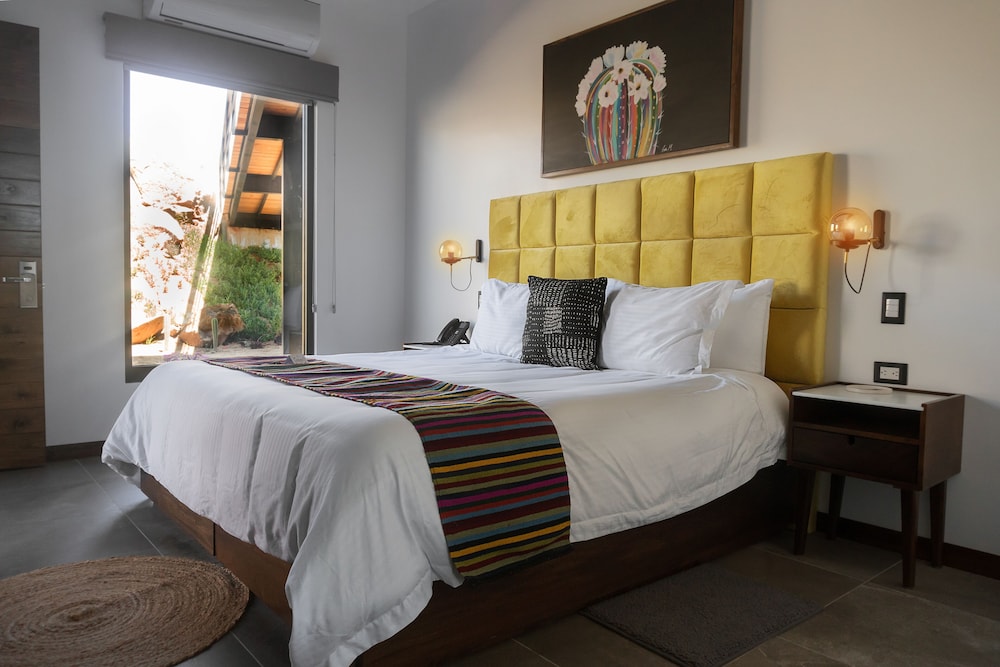 Superior Room, 1 King Bed