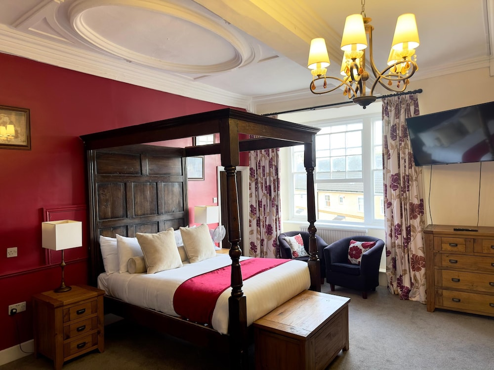 Double Room, Ensuite (4 poster) - Photo 4