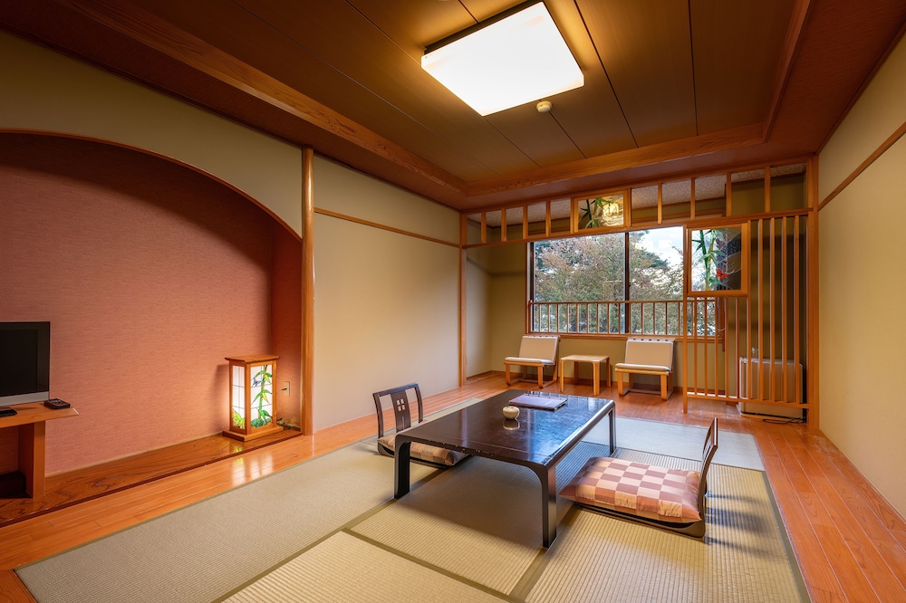 Lake Tazawa view Japanese-style room, large tatami room,Non smorking