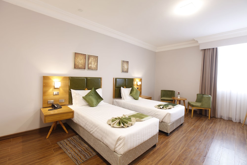 Superior Twin Room, 1 Bedroom, Accessible photo 1