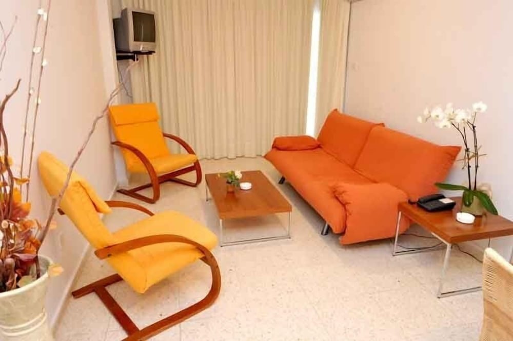 Apartment, 1 Bedroom, Balcony, Mountain View photo 2