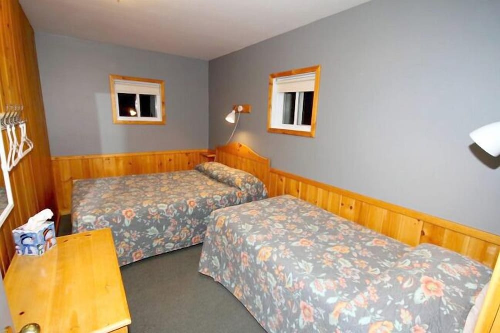 Standard Cottage, 2 Bedrooms, Kitchen, Lake View photo 3