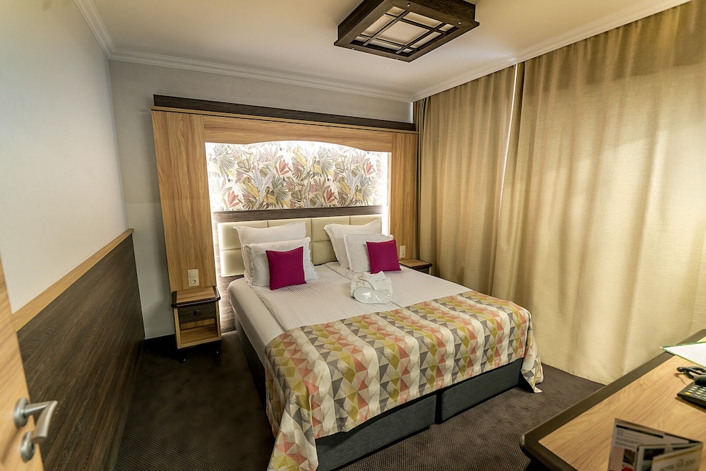 Business Apartment - Photo 2