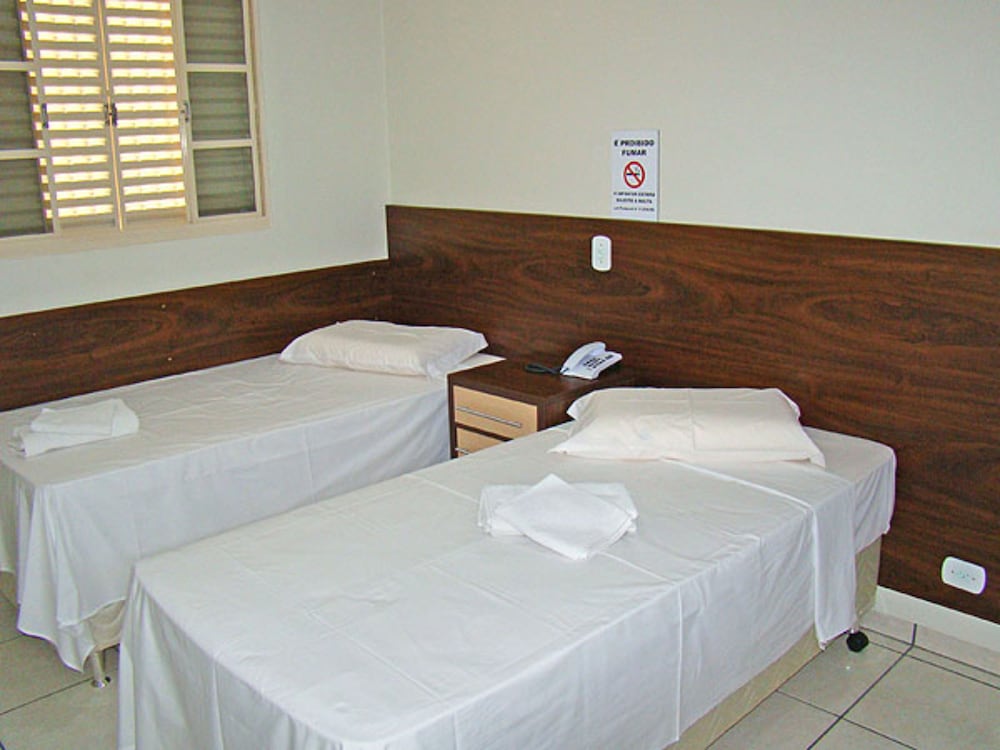 Twin Room, 2 Twin Beds photo 1