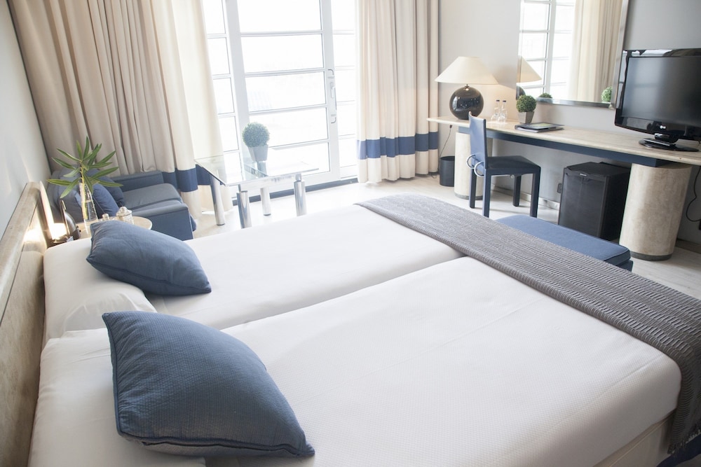Premium Room - Photo 2