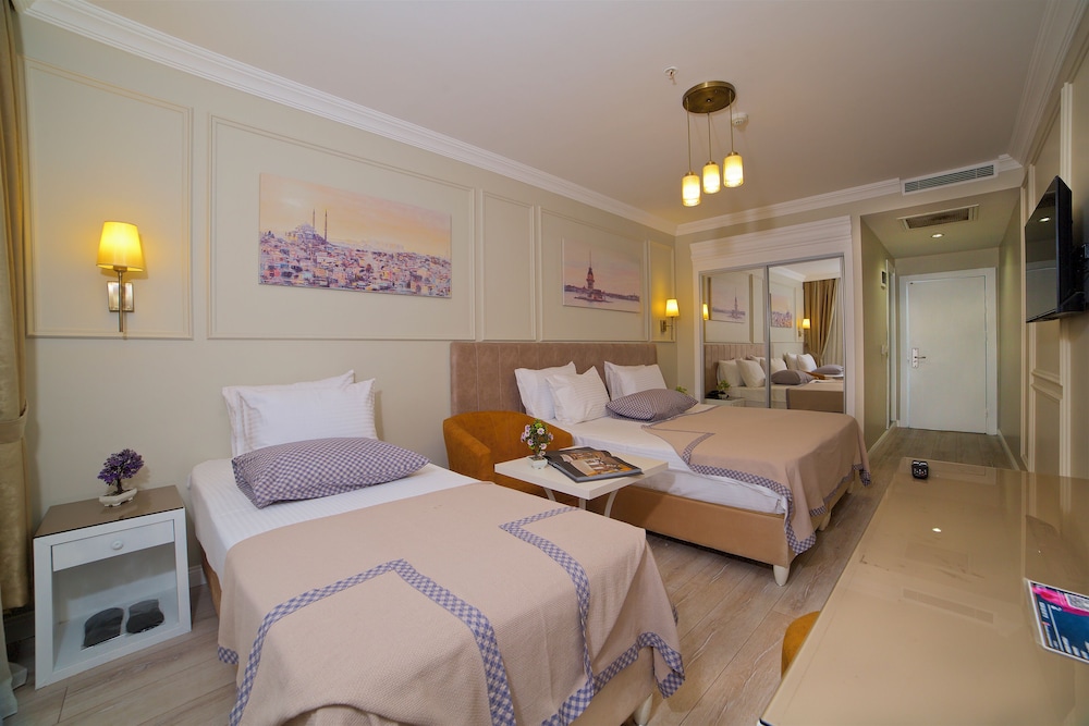 Basic Quadruple Room photo 1
