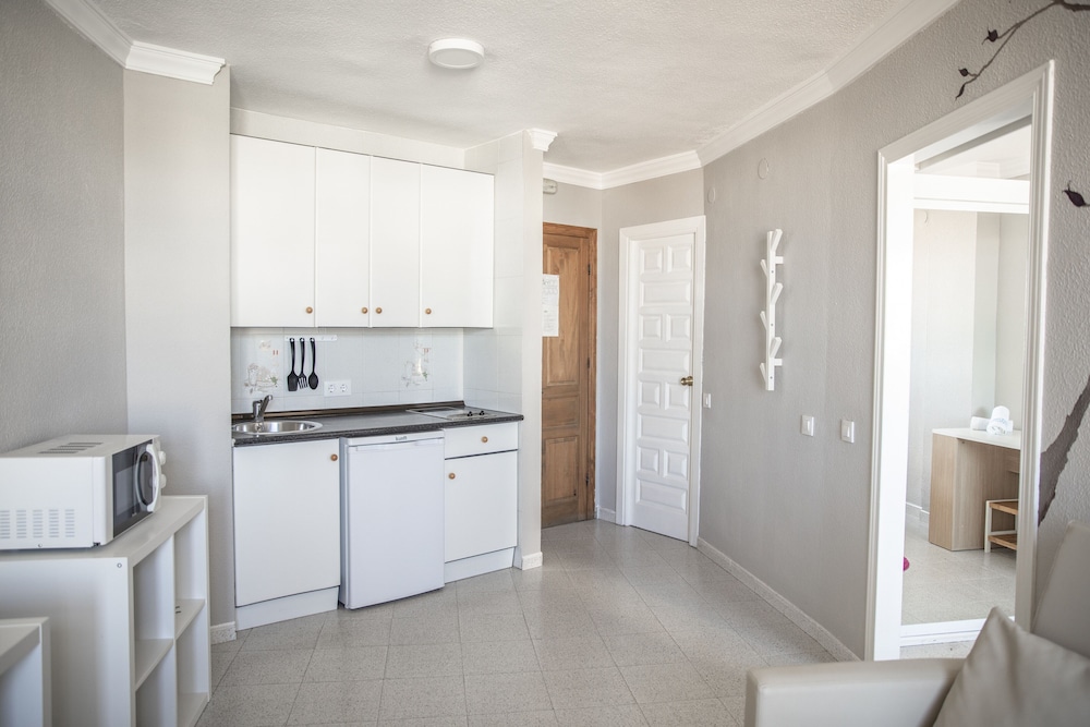 Apartment photo 3