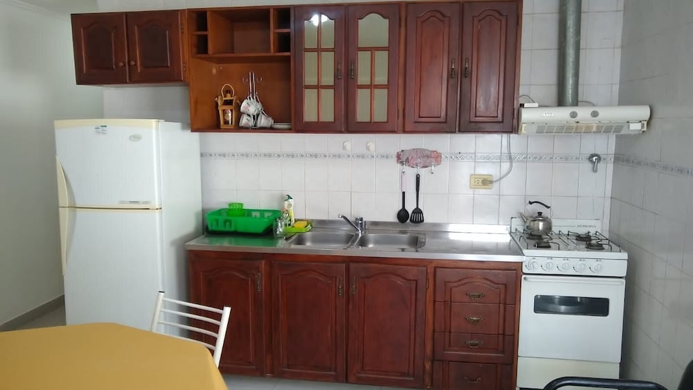 Apartment photo 2