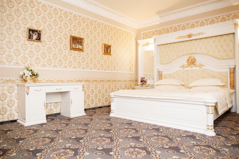 Deluxe Double or Twin Room photo 1