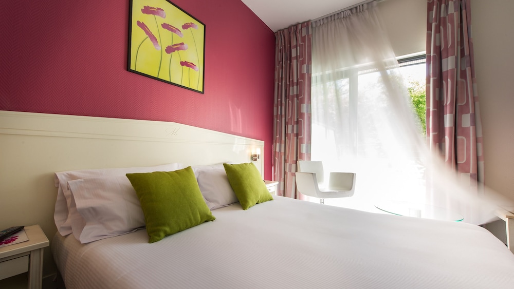 Standard Double Room photo 3