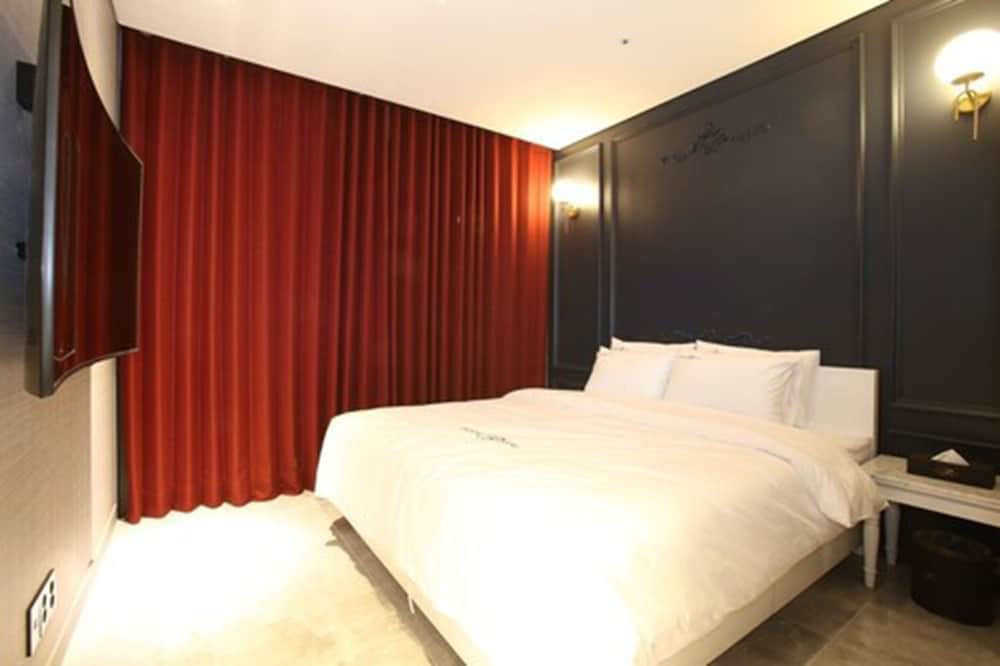 Royal Room (VIP) - Photo 2