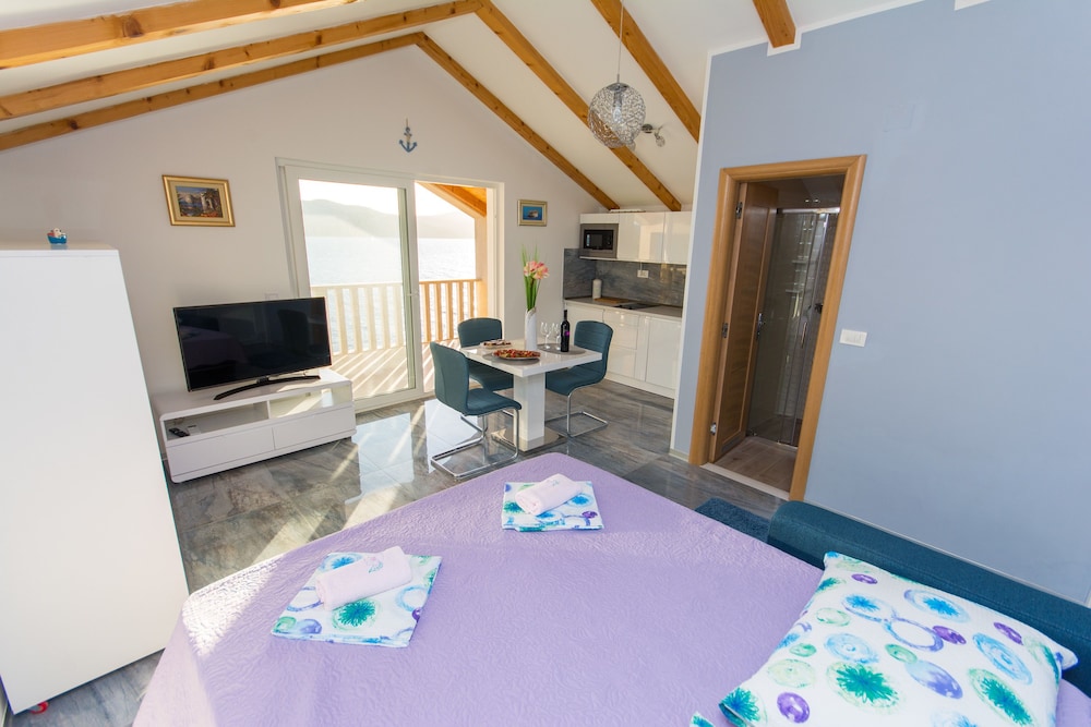 Studio, Sea View photo 1