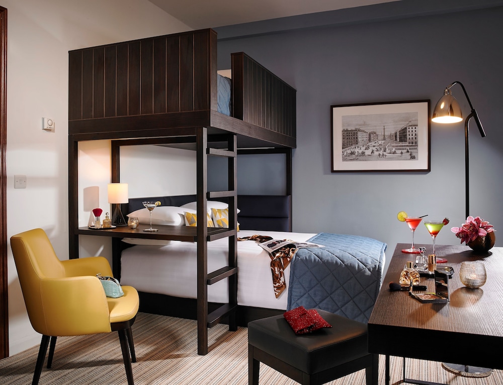 Room (Bunk/Snug)