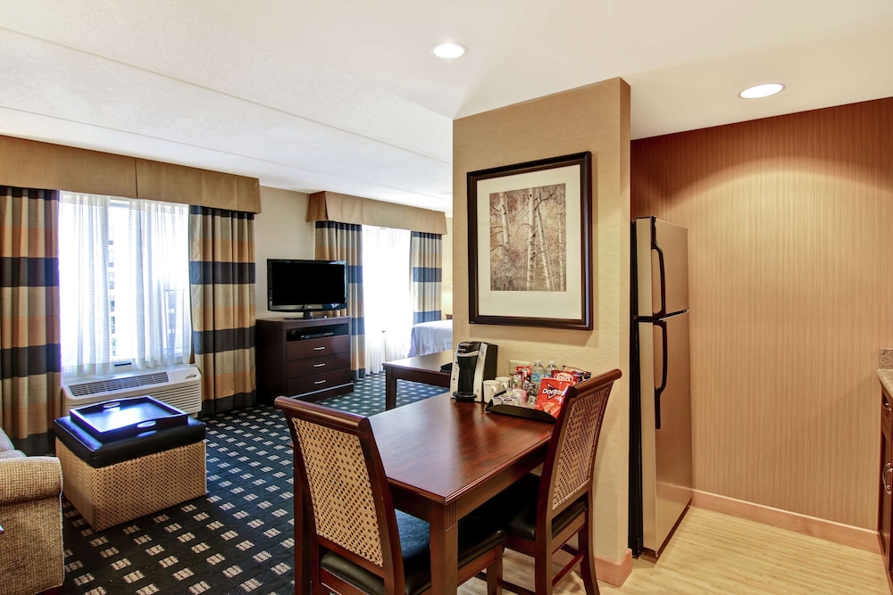 Premium Studio, 1 King Bed, Non Smoking