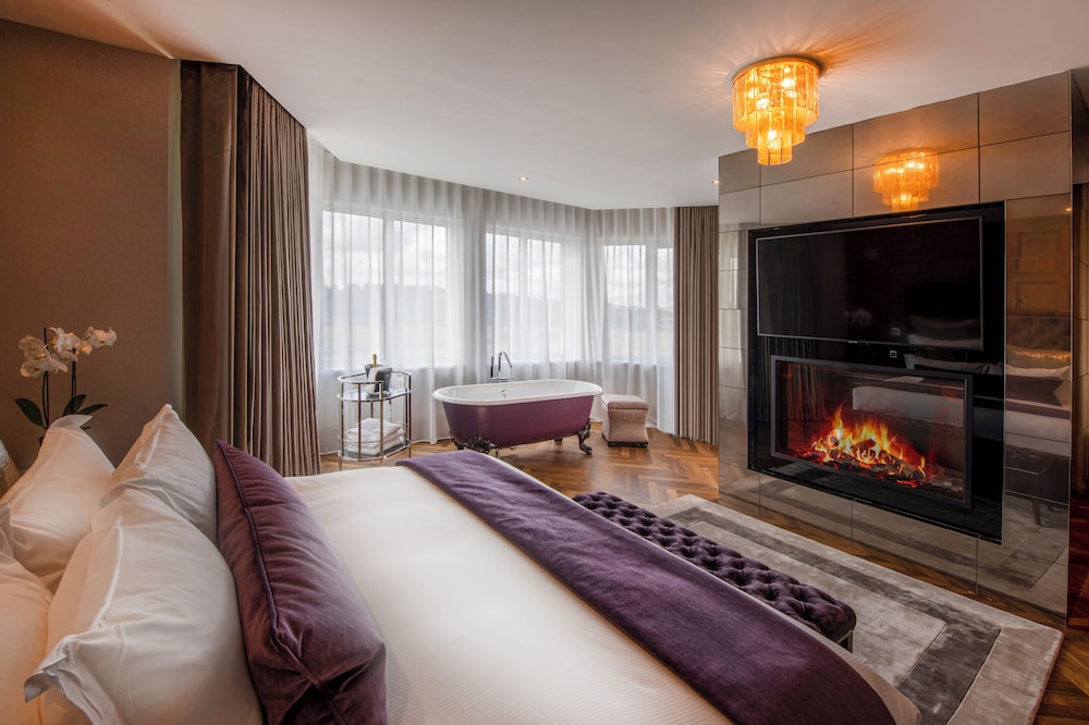 Penthouse Suite