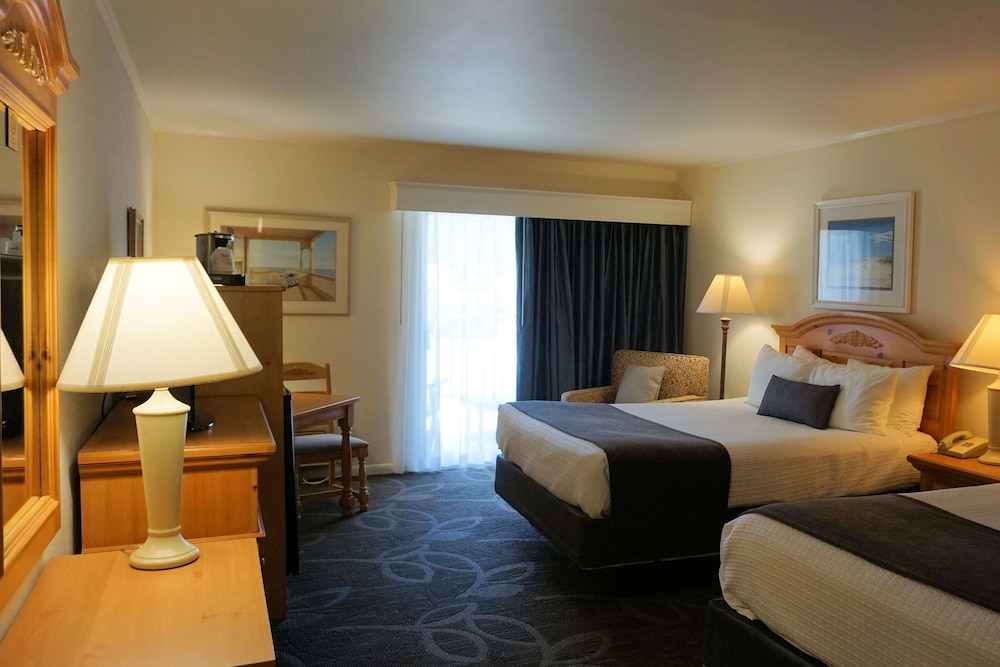 Standard Room, 2 Queen Beds, Accessible, Patio photo 2