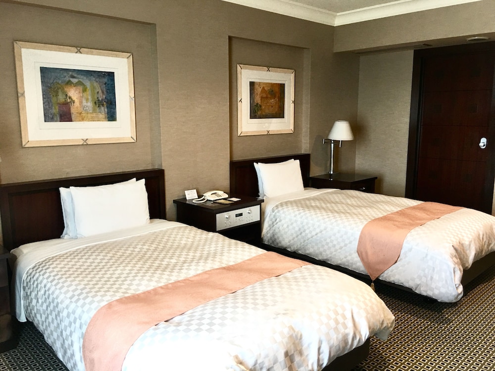 Suite Room - Photo 2