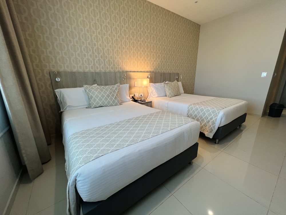 Superior Double Room, 2 Queen Beds