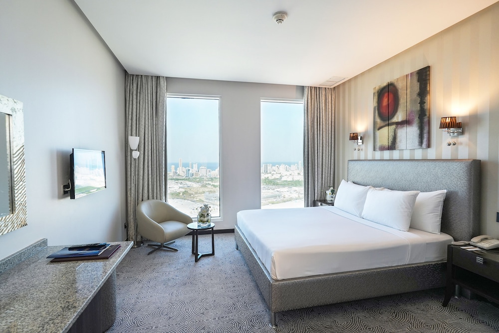 Executive Suite photo 2