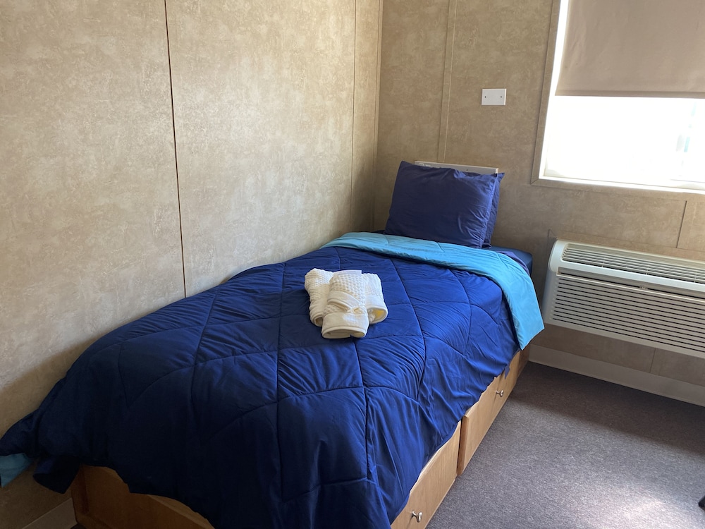 Private Room, Shared Bath photo 1