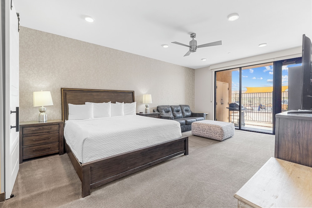 Premium Studio Suite, 1 Bedroom, Kitchen, Ocean View photo 3