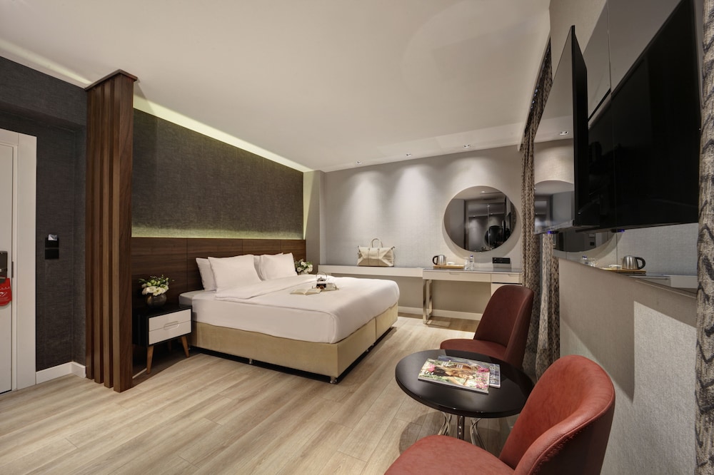 Deluxe Double Room photo 2