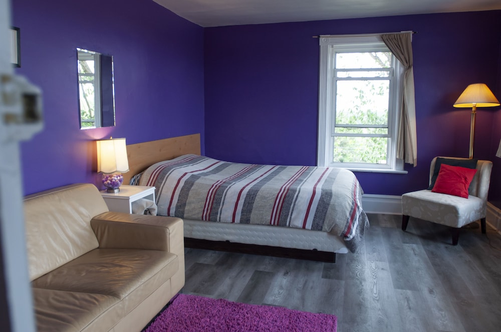 Double Room, Shared Bathroom photo 1