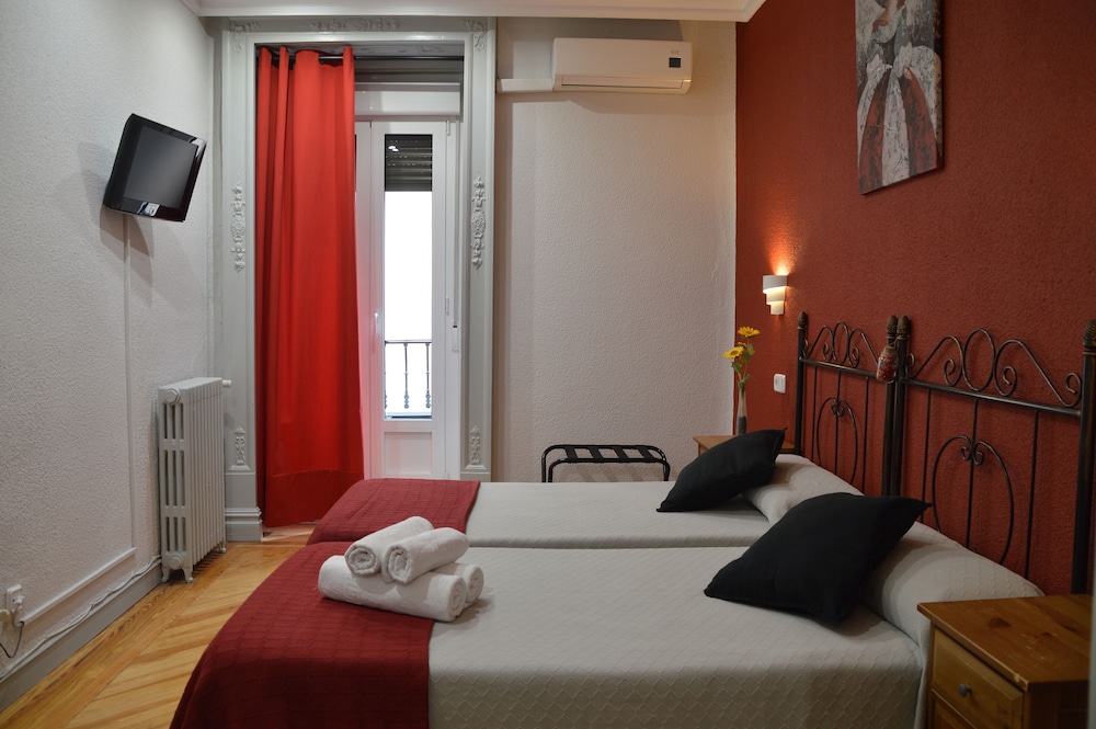 Habitación Doble o Twin Estándar con vista a la ciudad