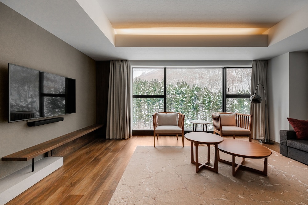 2 Bedroom Residence photo 2
