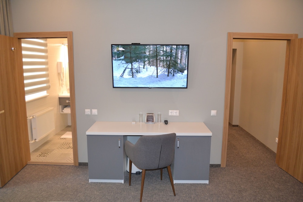 Luxury Triple Room, 3 Twin Beds, Non Smoking photo 2