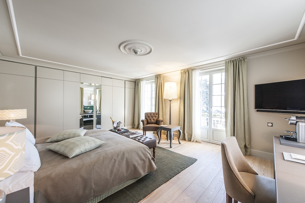 Deluxe Room (Chic) - Photo 6