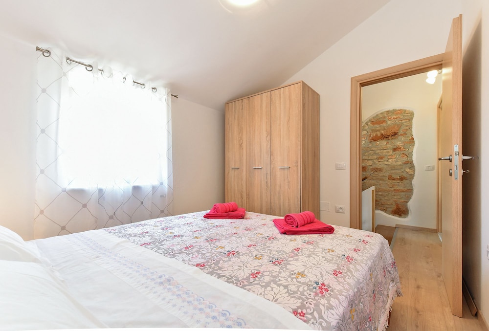 Standard House, 2 Bedrooms (0466) photo 1