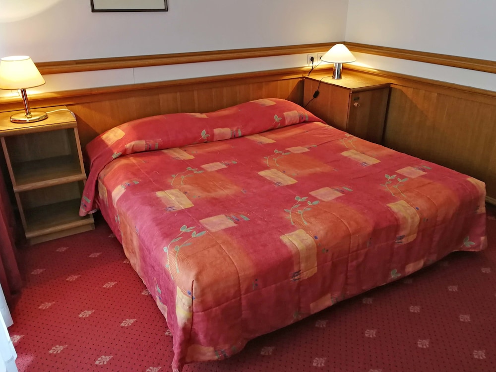 Standard Room (1/2) photo 1