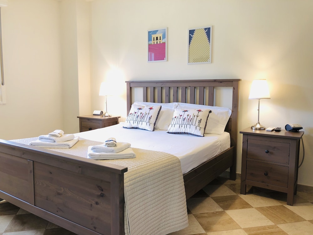 Superior Room, 1 King Bed