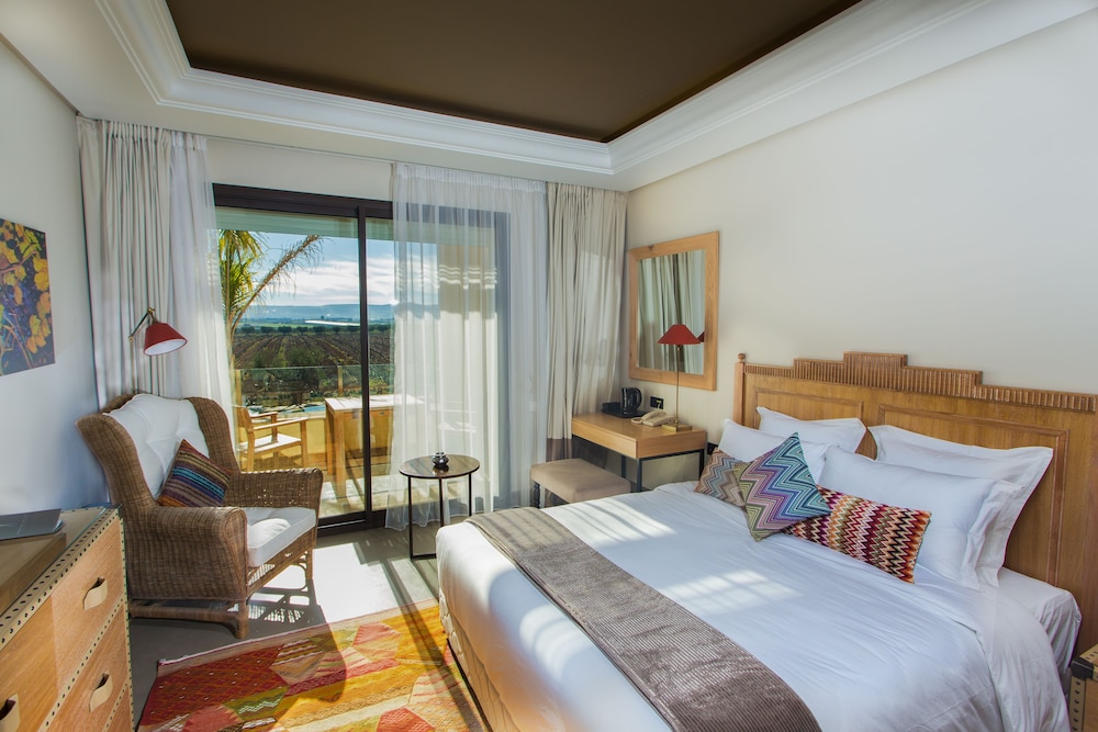 Superior Double Room, 1 Queen Bed photo 2