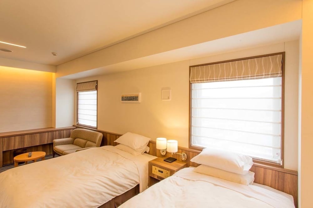 Standard Twin Room, Non Smoking photo 3