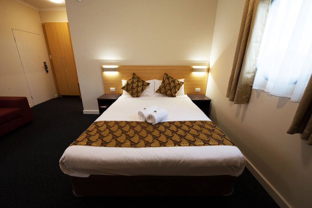 Deluxe Triple Room photo 2