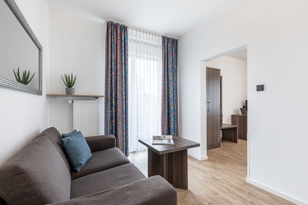 Comfort Room - Photo 2