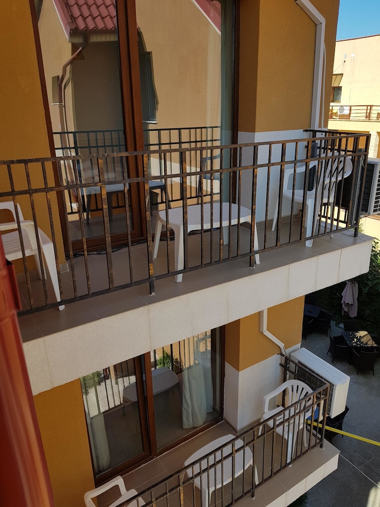 Double Room, Balcony - Photo 11