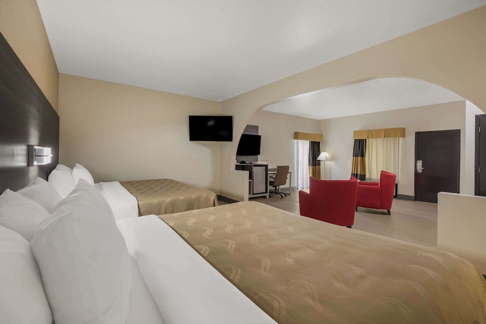 Suite, Multiple Beds, Non Smoking - Photo 6