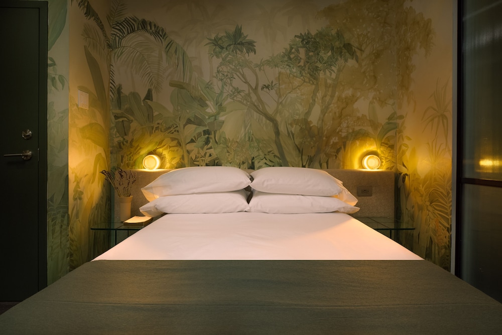 Basic Double Room