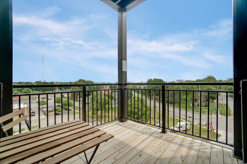 Opulent Corner 2BR Near OSU w Garage Parking, Zdjęcie 25