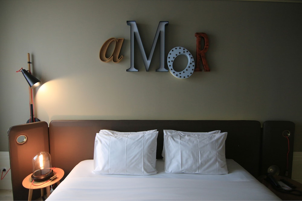 Suite thumbnail 5