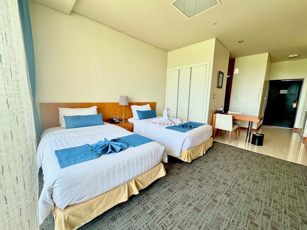 Studio, 2 Twin Beds photo 2
