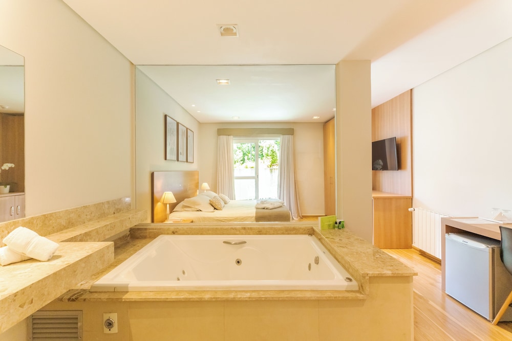 Exclusive Room - Photo 4