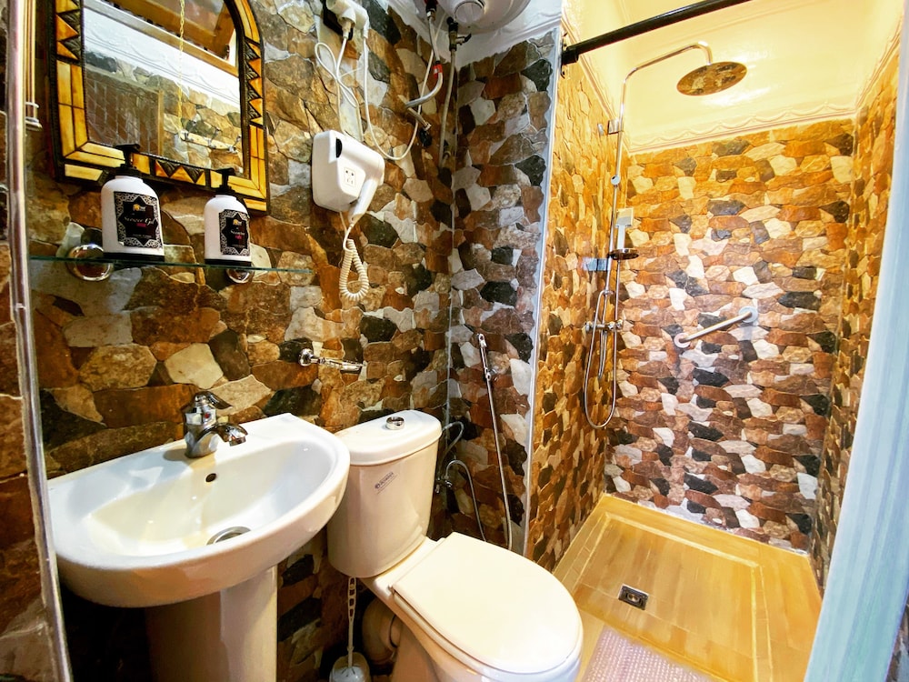 Deluxe Triple Room, 3 Bedrooms, Garden View, Garden Area photo 3