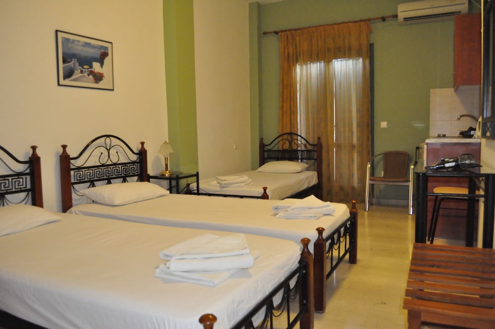 Standard Triple Room, City View