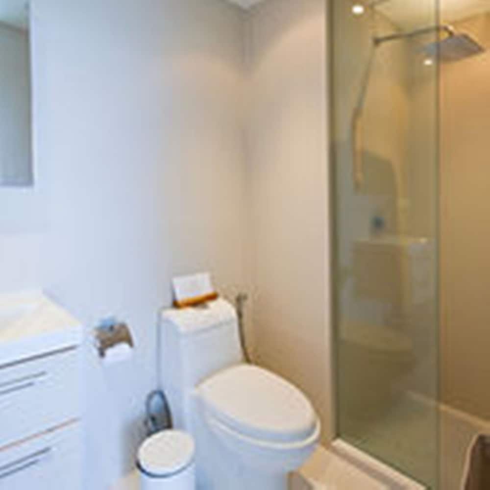 Room, 2 Bedrooms, Ocean View - Photo 5